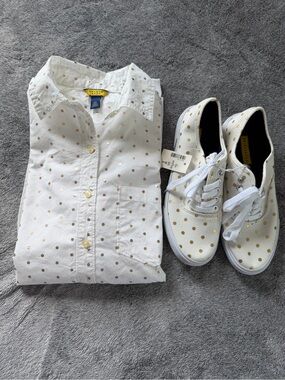 Aeropostale White Button-Up Shirt with Gold Polka Dots
